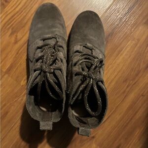 Women's SOREL Winter Boots. Size 6.5. Great Condition